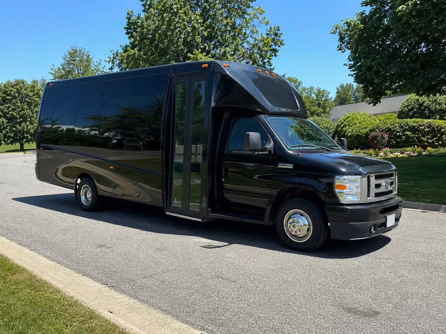 bridal party bus rentals in allen and collin county