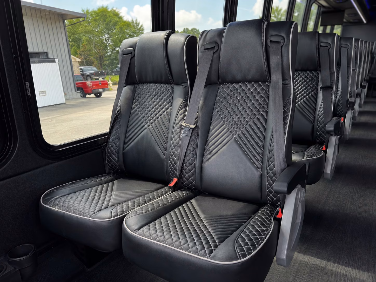 how where and when you re traveling affects your allen bus rental rate